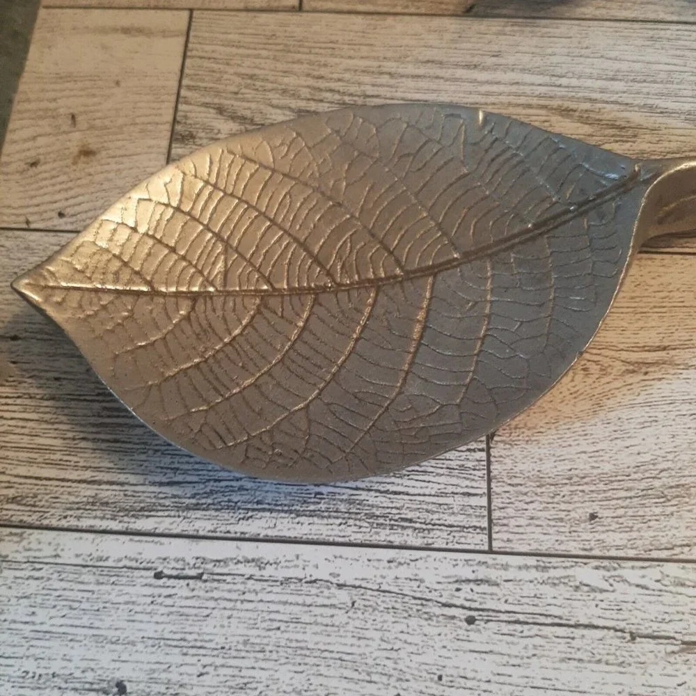Mariposa Cast Aluminum Salad Servers Vintage 1992 Leaf Pattern Spoon Fork